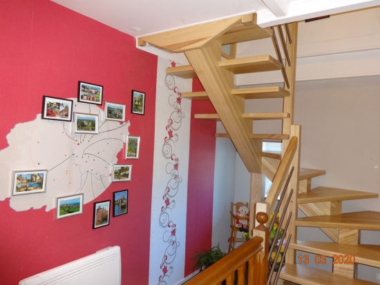 La rampe du g&icirc;te de Leycuras